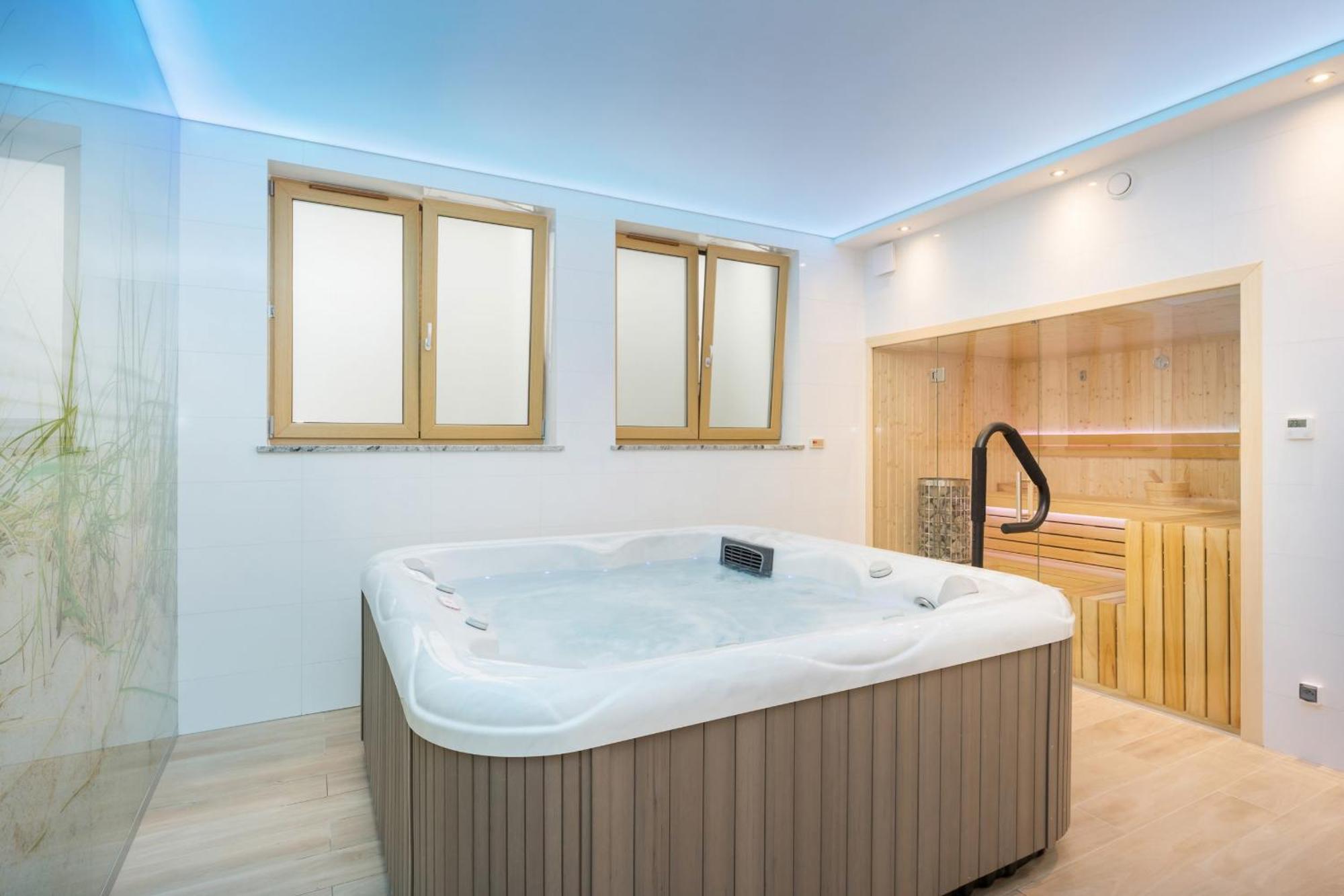 Lux House Posejdon With Parking By Renters Prestige